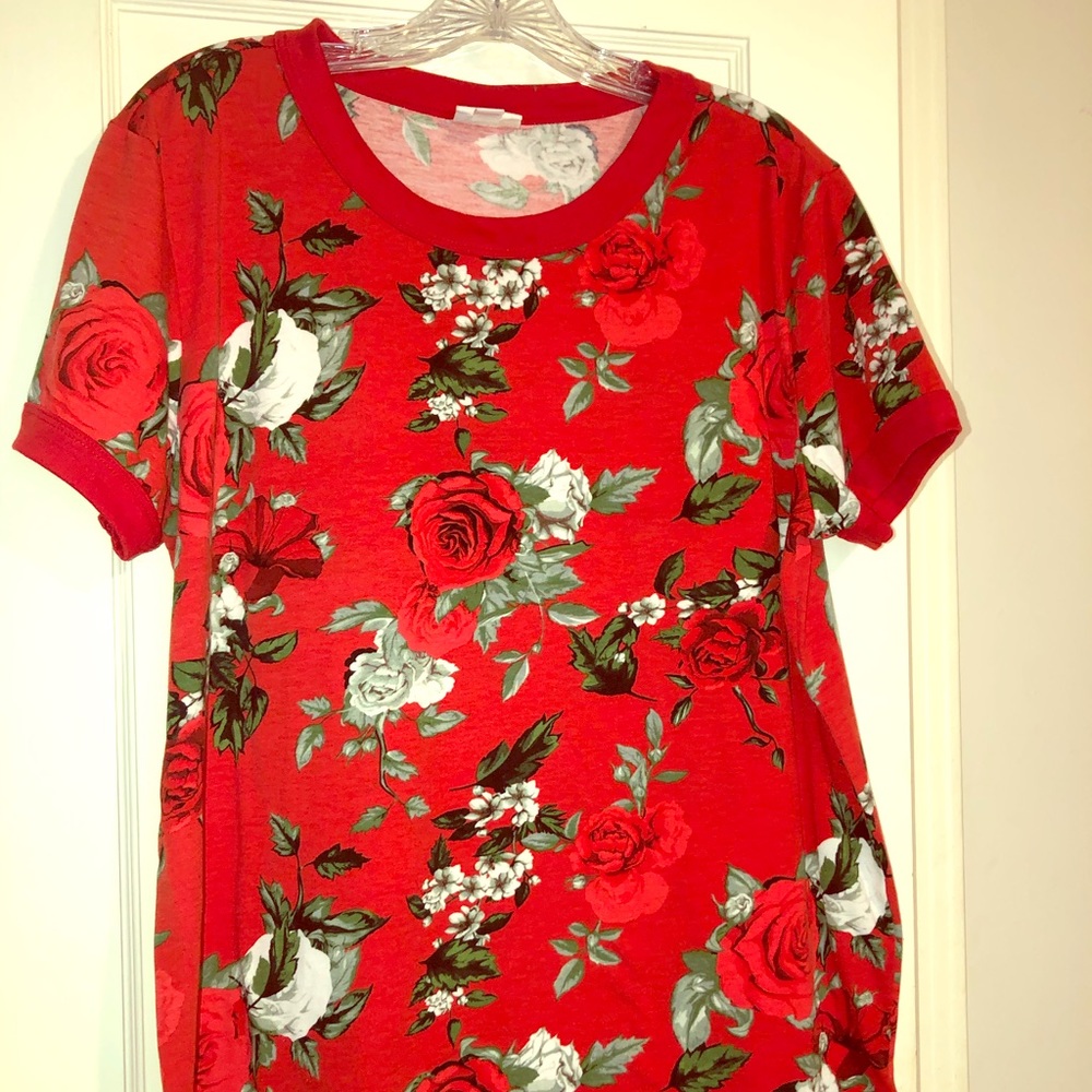 LuluRoe Red Floral Liv Tee